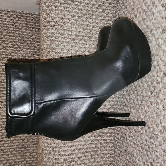 L.A.M.B. GWEN STEFANI REAL LEATHER PLATFORM BOOTS EUC SIZE 10 - Picture 2 of 10